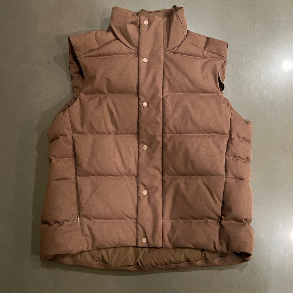 Lululemon Wunder Puff 600-Down Men’s Medium Brown Vest